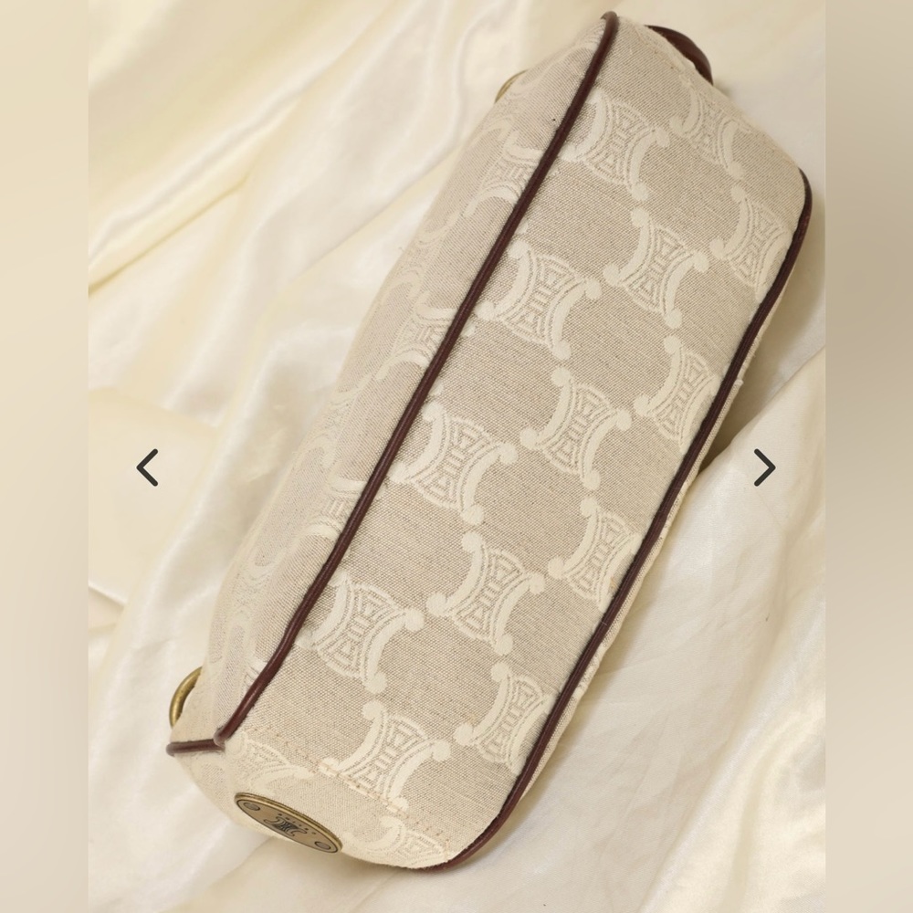 Authentic Celine Triomphe Pochette - Picture 12 of 16